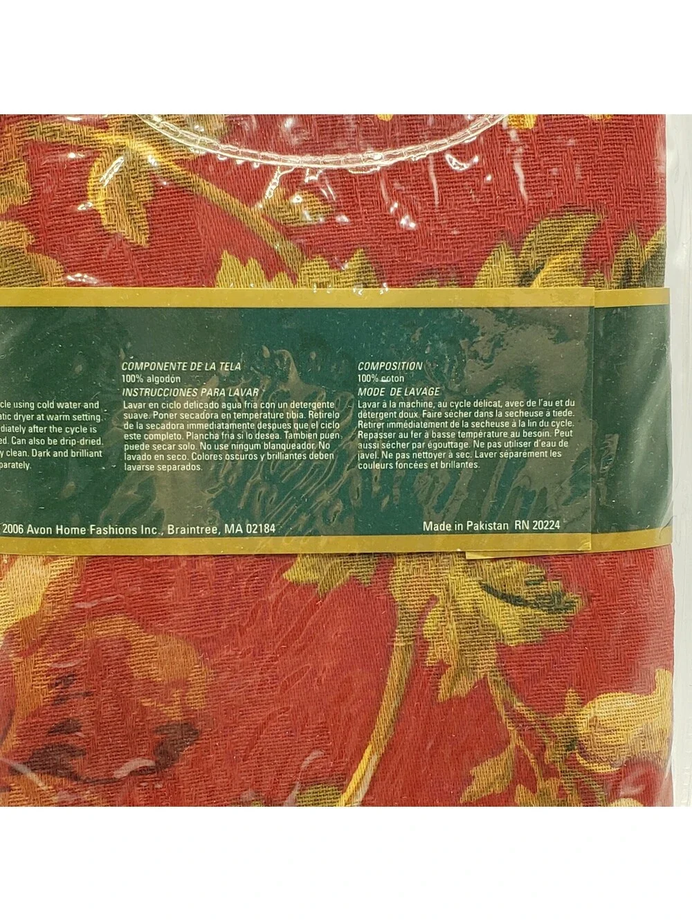 Vintage Raymond Waites Table Wear Napkins NIP QTY 4 Floral & Leaf Deep Red